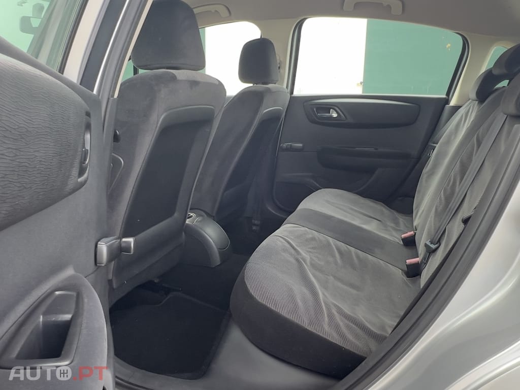 Citroen C4 1.4 16V SX