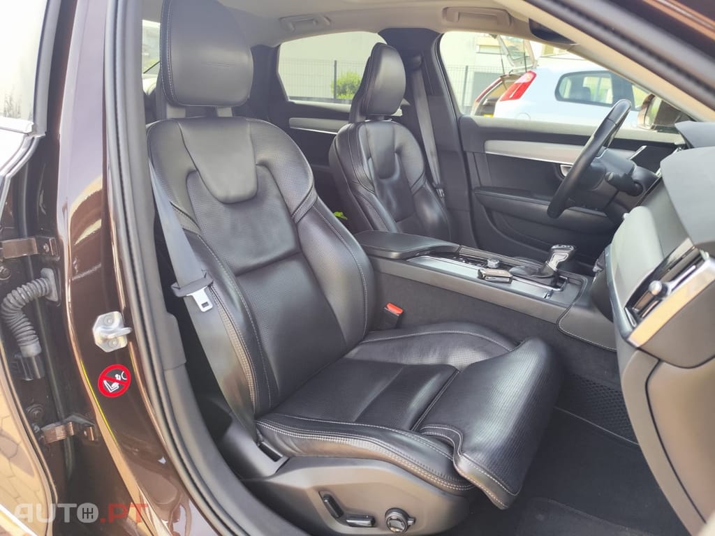 Volvo S90 2.0 B5 Inscription AWD Geartronic