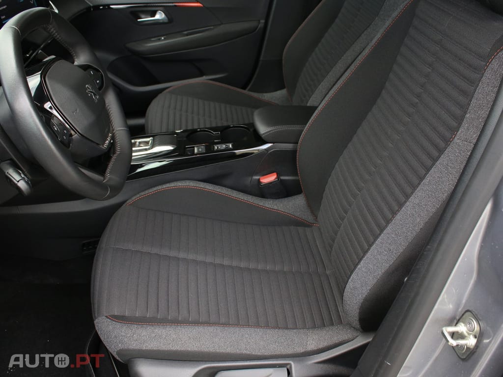 Peugeot E-208 50 kWh Active Pack