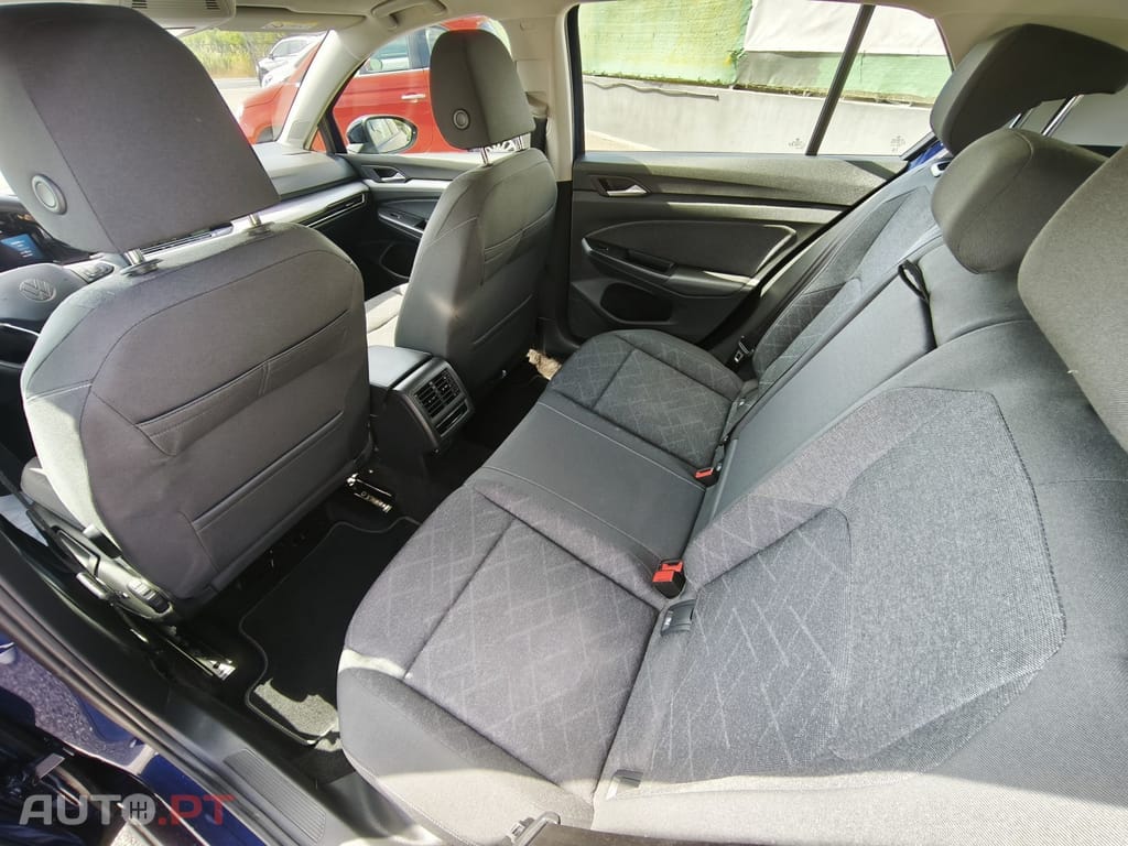 Volkswagen Golf 1.0 TSI Life