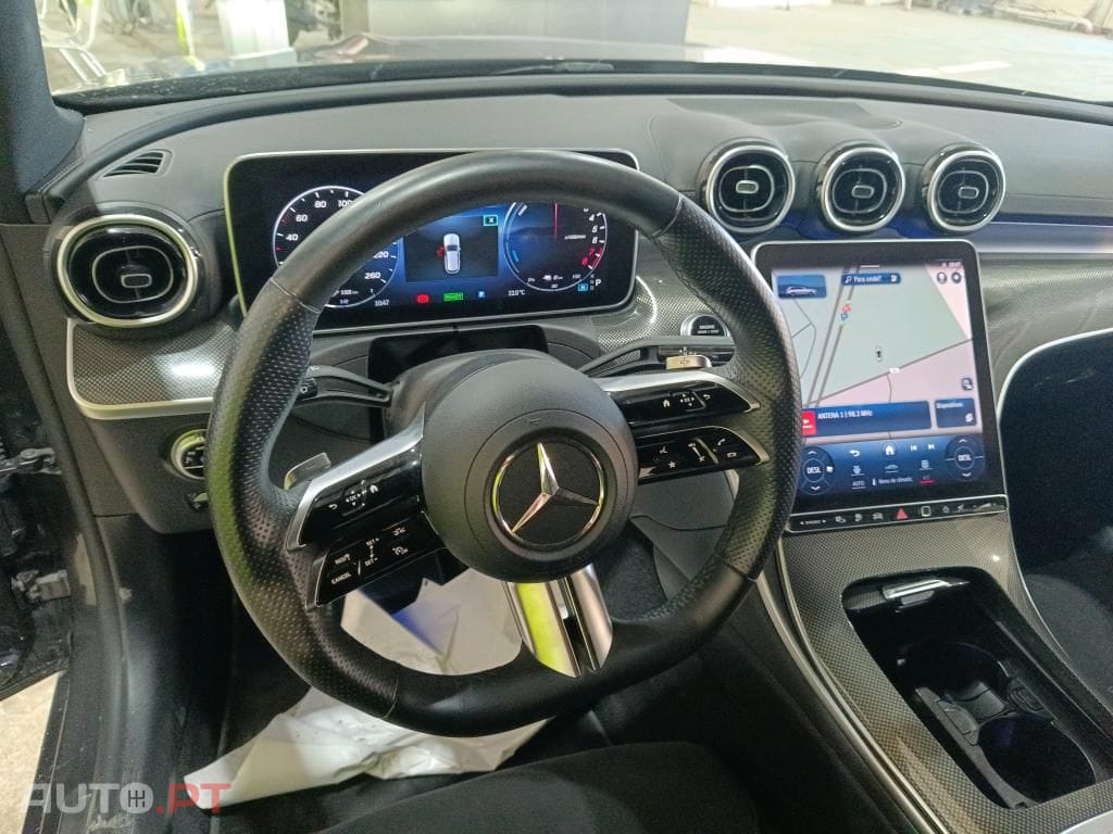 Mercedes-Benz C 300 e AMG Line