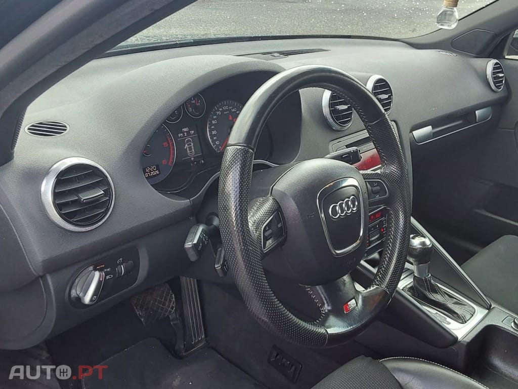 Audi A3 Sportback 2.0 TDI DPF S tronic S line Sport Pack