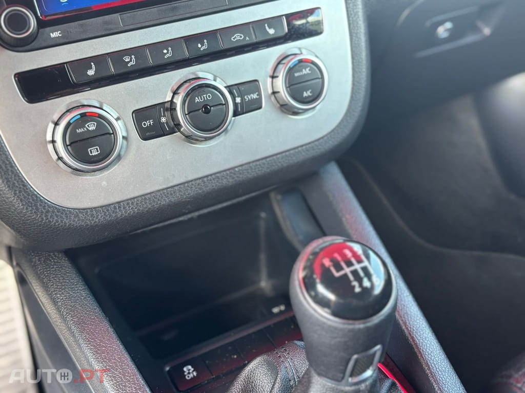 Volkswagen Scirocco 2.0 TDi Sport