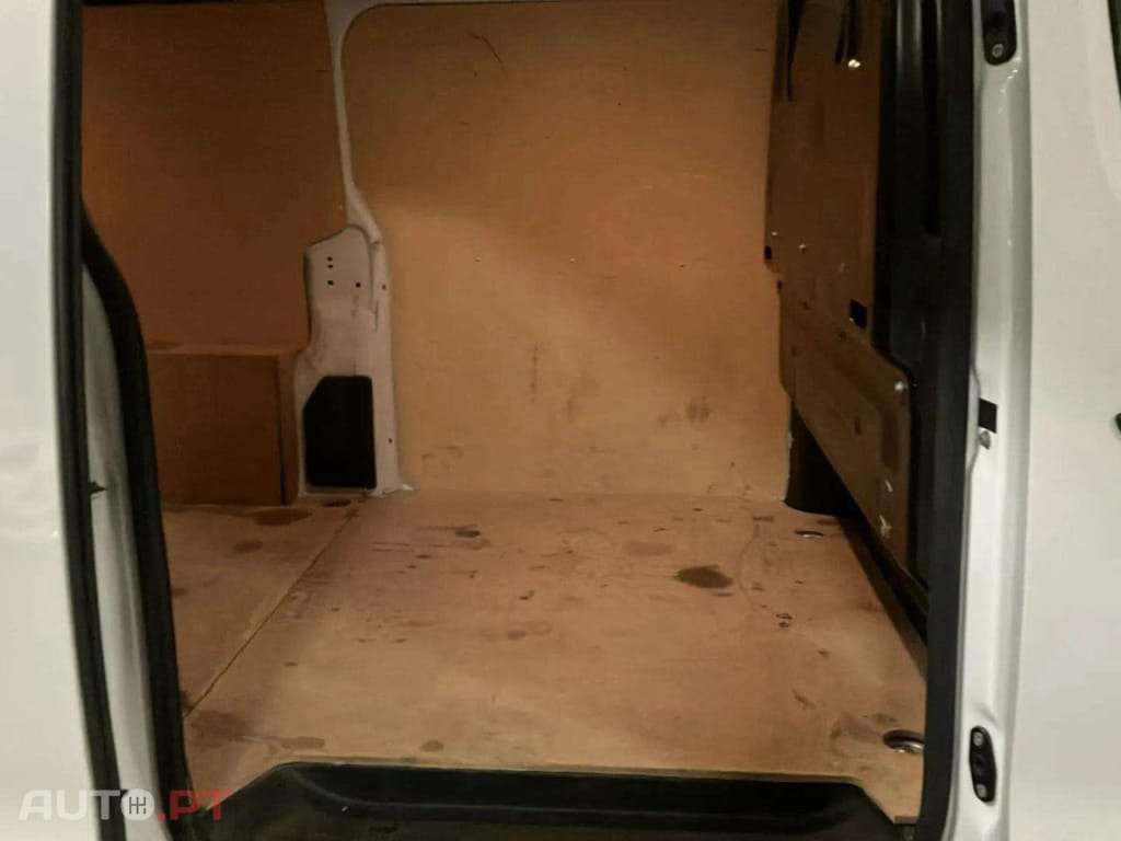 Peugeot Expert 75 kWh Standard