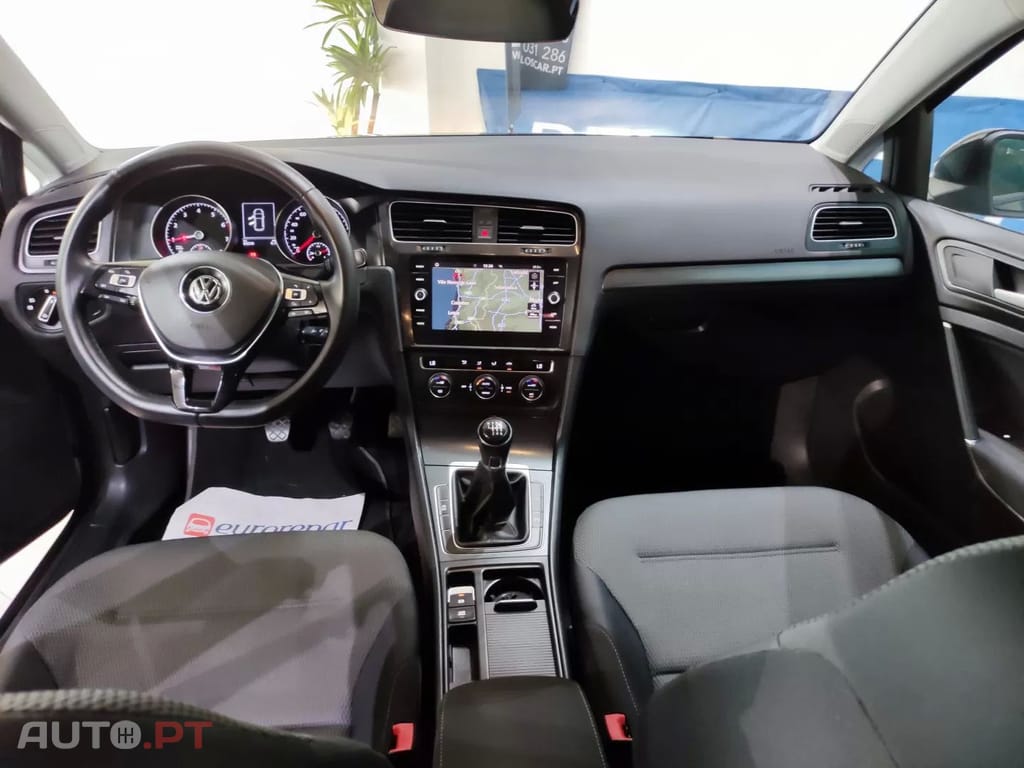Volkswagen Golf 1.0 TSI Confortline