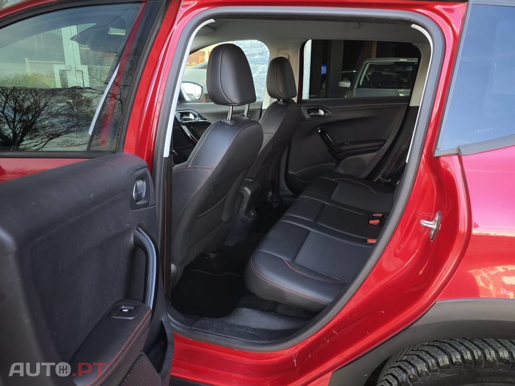 Peugeot 2008 1.2 PureTech GT Line