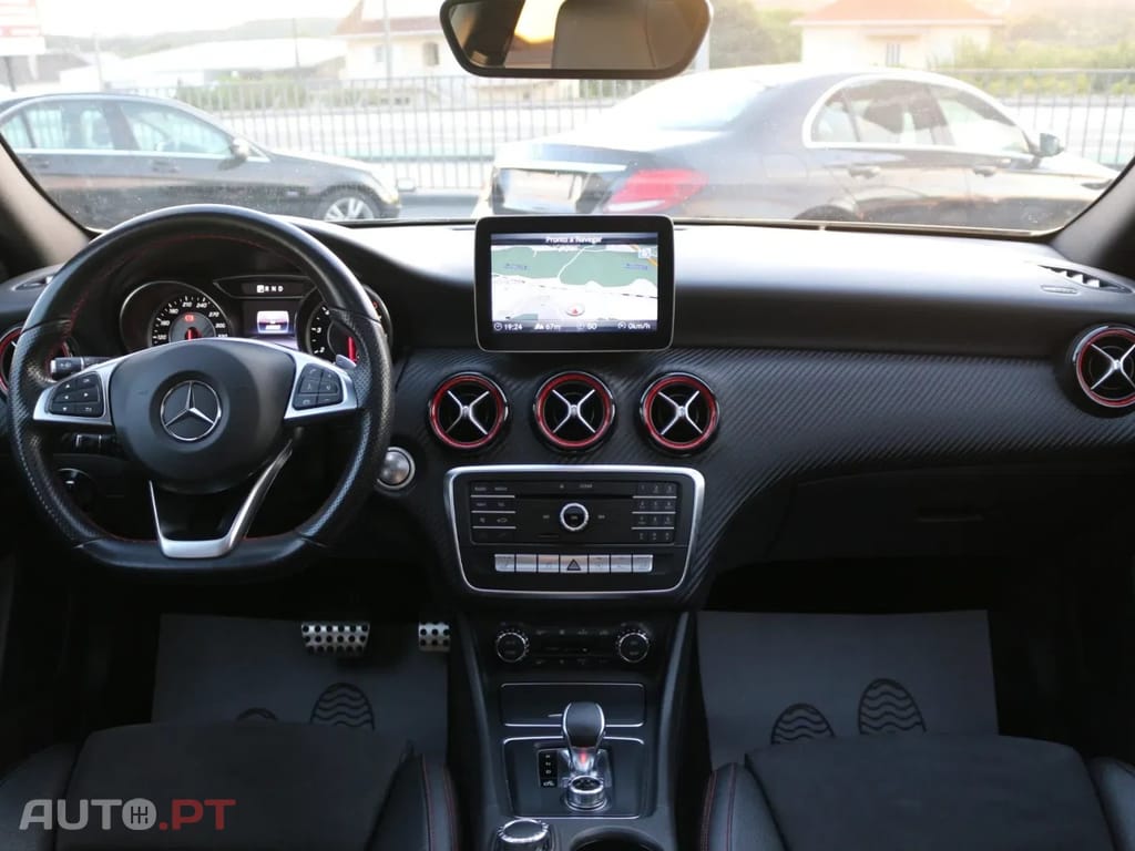 Mercedes-Benz A 45 AMG 4-Matic