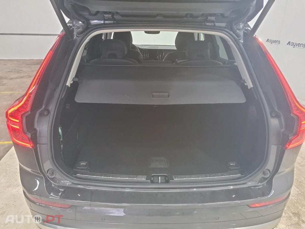 Volvo XC60 2.0 B4 Plus Bright