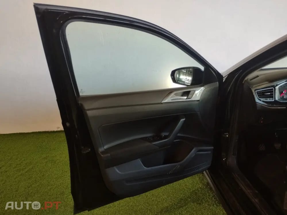 Volkswagen Polo 1.0 TSI R-LINE