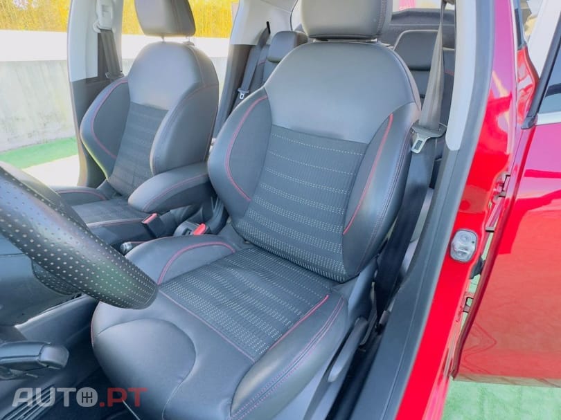 Peugeot 208 1.2 PureTech GT Line