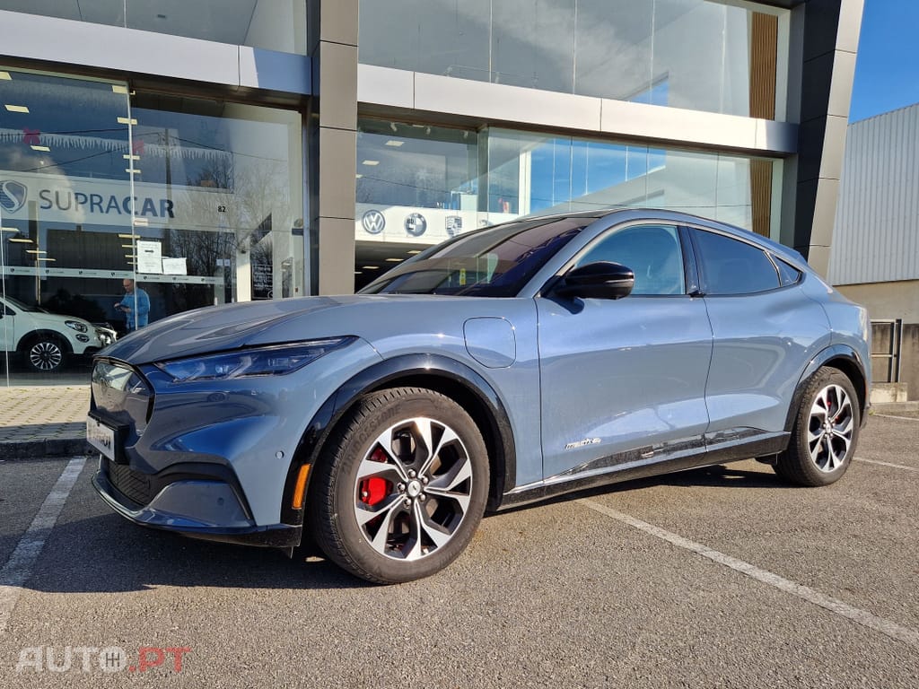 Ford Mustang Mach-E Moche Premium