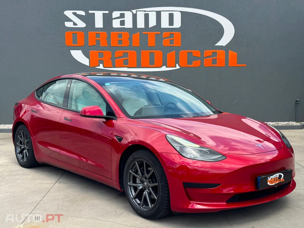 Tesla Model 3 Standard Range Plus RWD