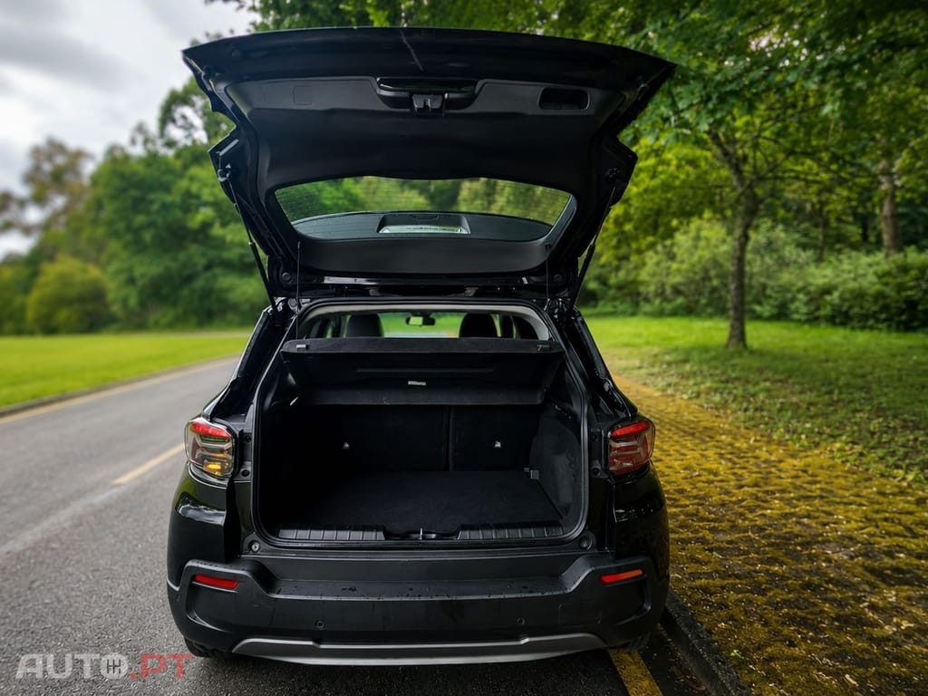 Jeep Avenger 54 kWh Black Edition