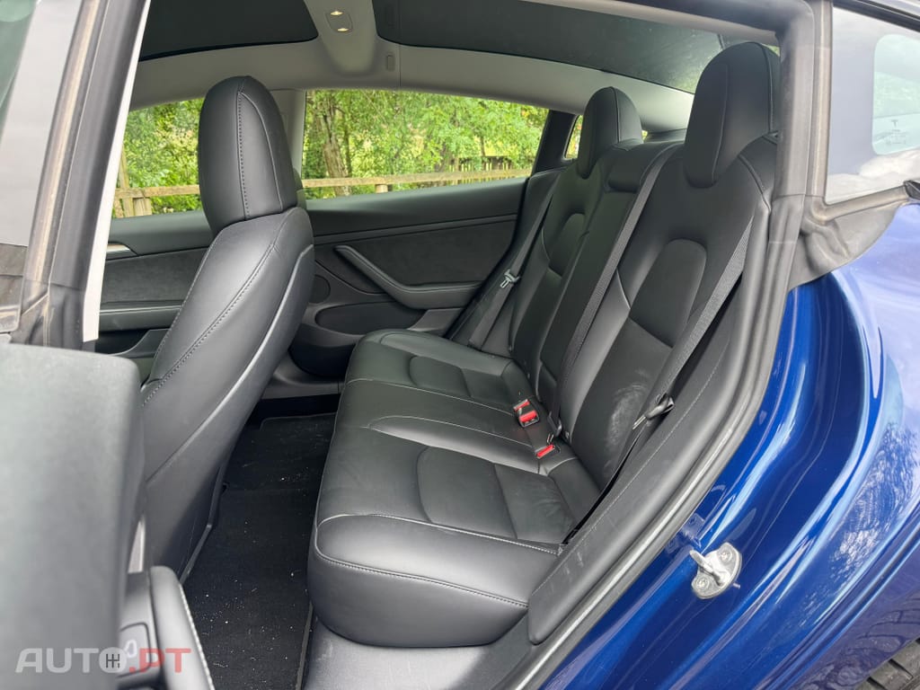Tesla Model 3 Standard Range Plus RWD