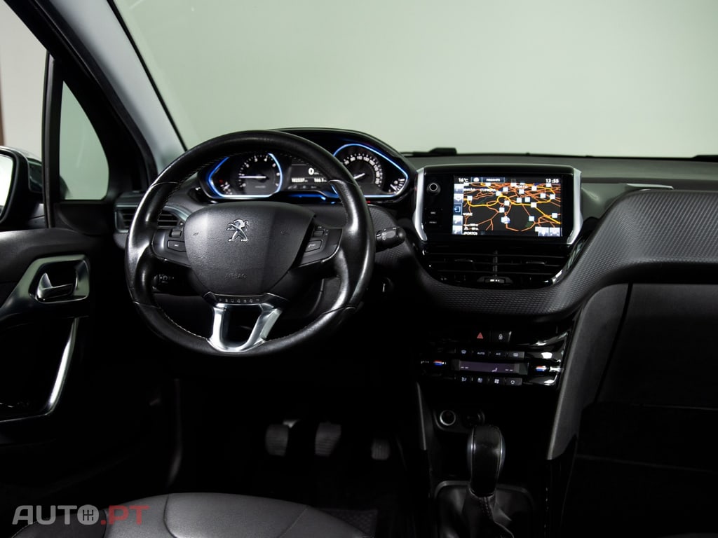 Peugeot 2008 1.2  PureTech Allure