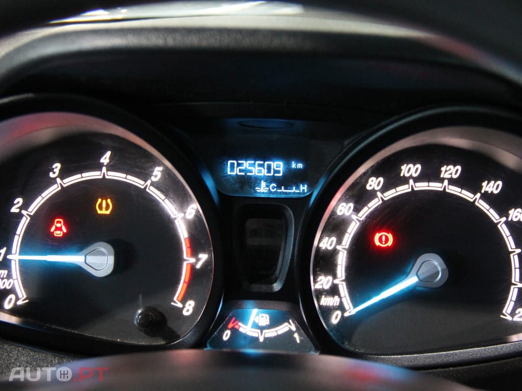 Ford Tourneo 5 LUGARES
