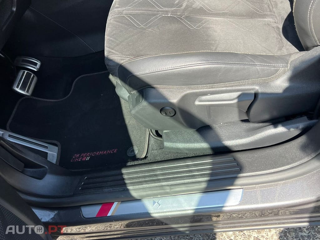 DS DS7 Crossback 1.5 BlueHDi Performance Line EAT8