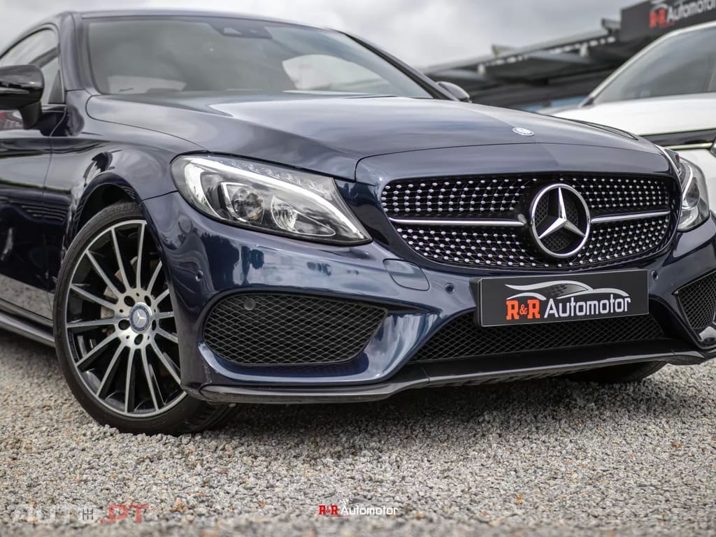 Mercedes-Benz C 220 D Coupé AMG Line 9G-Tronic
