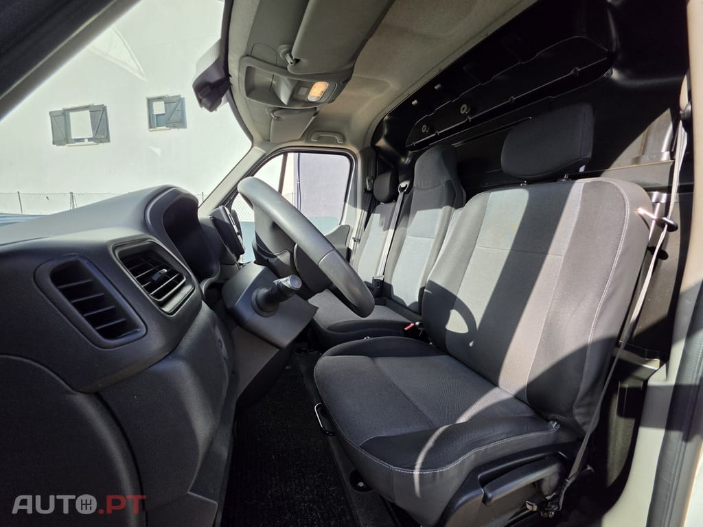 Renault Master 2.3 dCi L3H2 3.5T