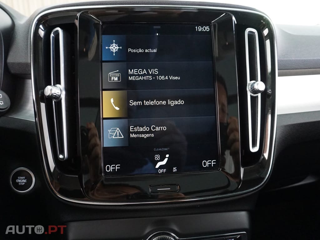 Volvo XC40 T2 Momentum Pro