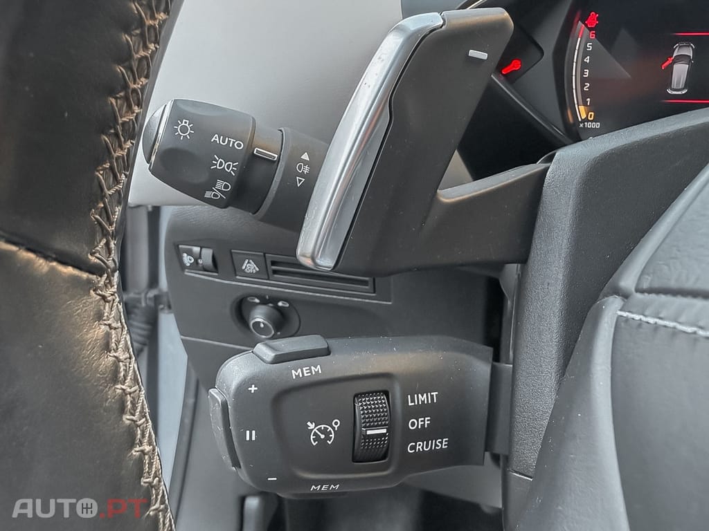 DS DS3 Crossback 1.2 PureTech Rivoli EAT8