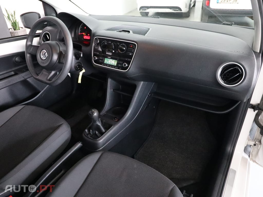 Volkswagen Up! 1.0 Take
