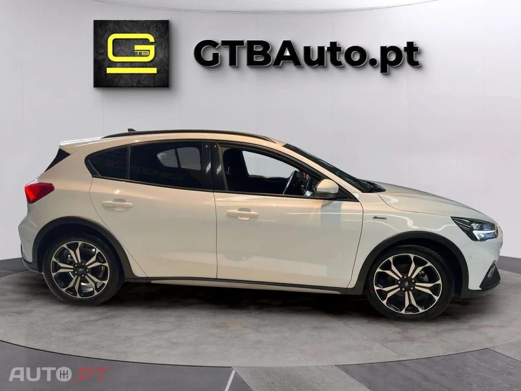 Ford Focus EcoBoost MILDHYBRID