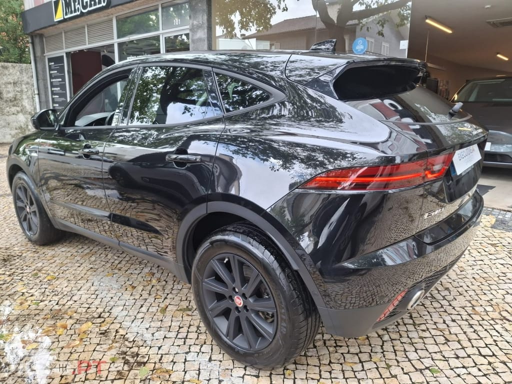 Jaguar E-Pace 2.0 i4D SE AWD Aut.