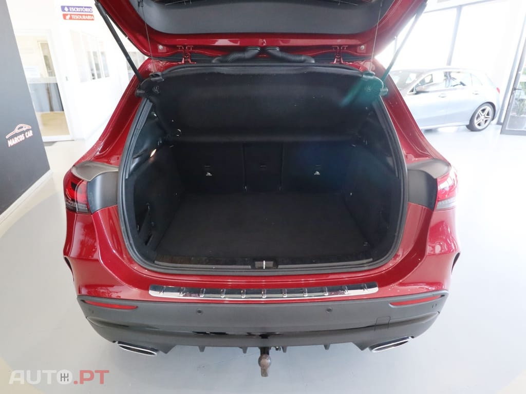 Mercedes-Benz GLA 250 e 8G-DCT AMG Line