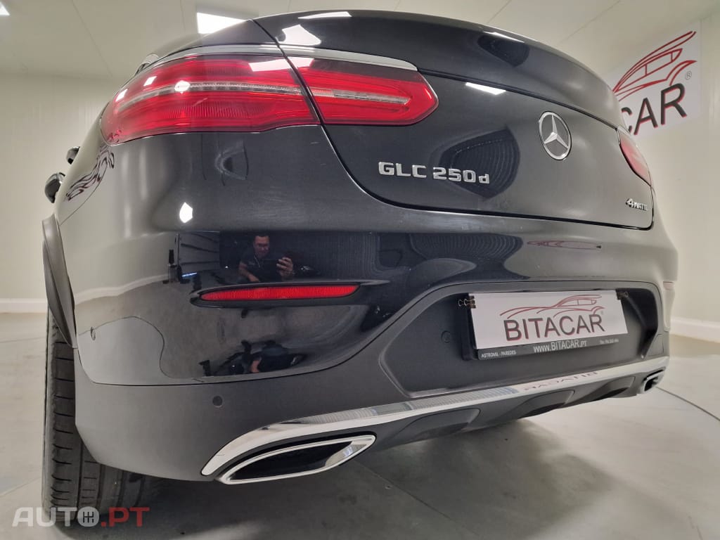 Mercedes-Benz GLC 250 COUPE AMG LINE 4-MATIC AUT.