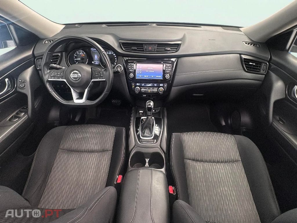 Nissan X-Trail 1.3 DIG-T N-Connecta DCT