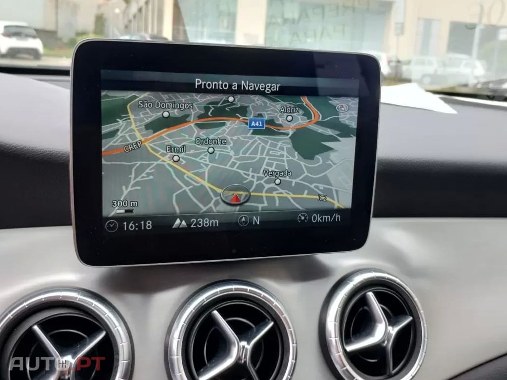 Mercedes-Benz CLA 200 d Shooting Brake AMG Line