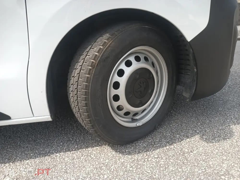 Peugeot Expert Outro