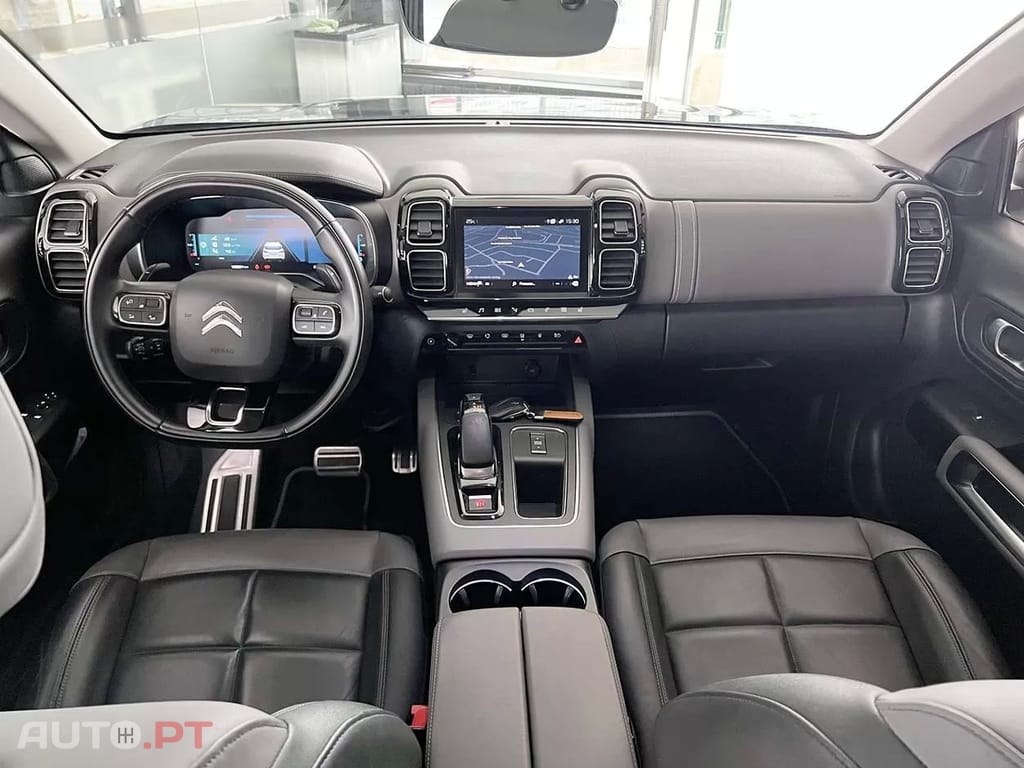 Citroen C5 Aircross 225E HYBRID EAT8 SHINE