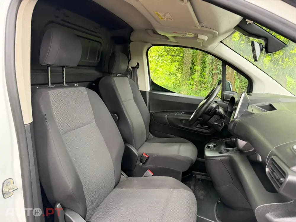 Citroen Berlingo 1.5 BlueHDi XL S&S EHZ EAT8 Control Variospace