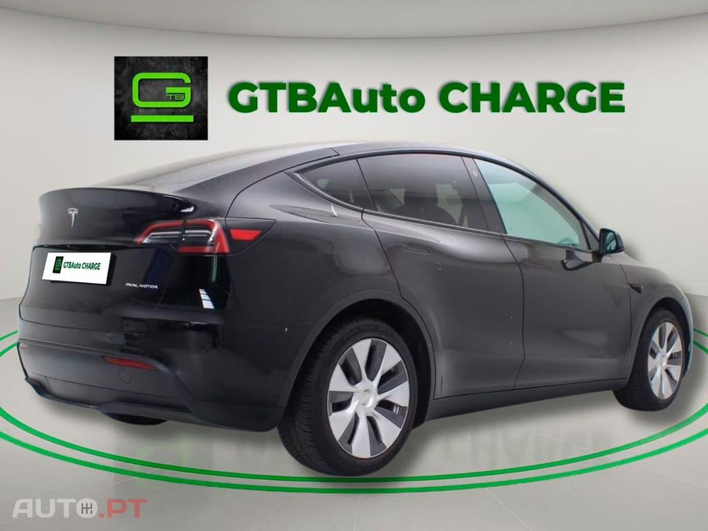 Tesla Model Y Long-Range AWD I.V.A DEDUTIVEL