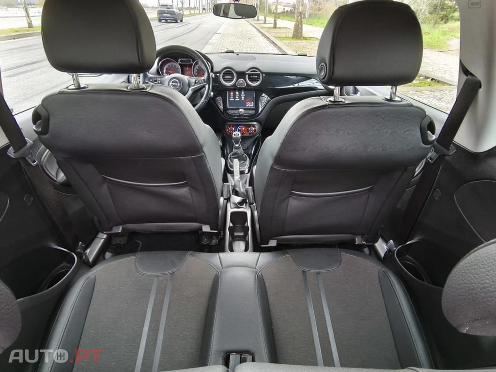 Opel Adam 1.0 T Black Jack