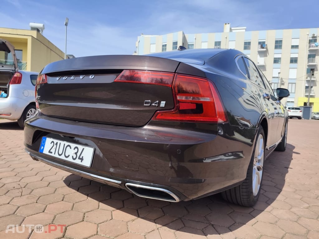 Volvo S90 2.0 B5 Inscription AWD Geartronic