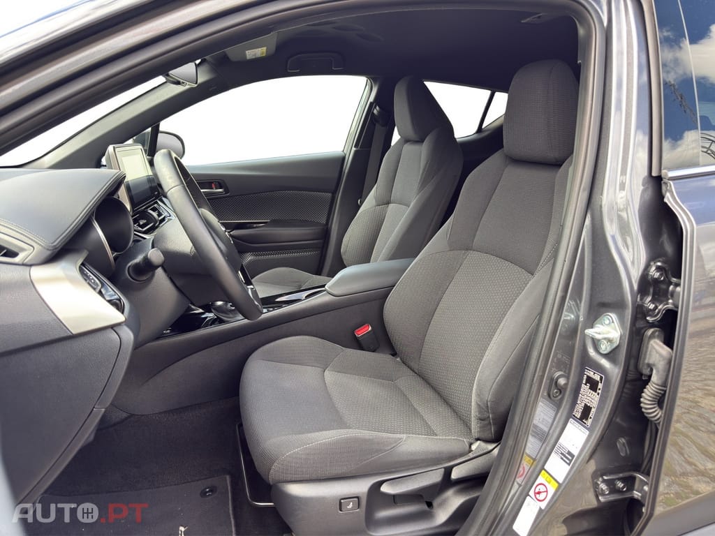 Toyota C-HR 1.8 Hybrid Exclusive