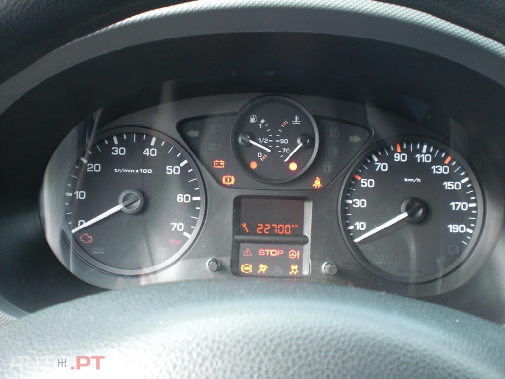 Peugeot Partner 1.6 BlueHDi L2 Pro 3L