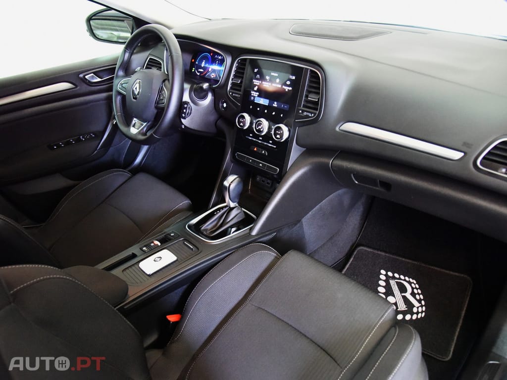 Renault Mégane Sport Tourer 1.6 E-Tech Plug-In Intens