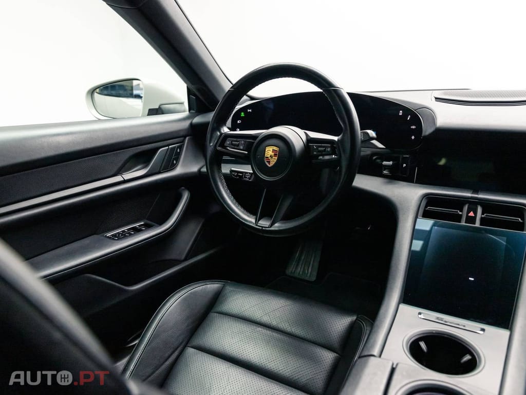 Porsche Taycan 4S bateria Performance Plus