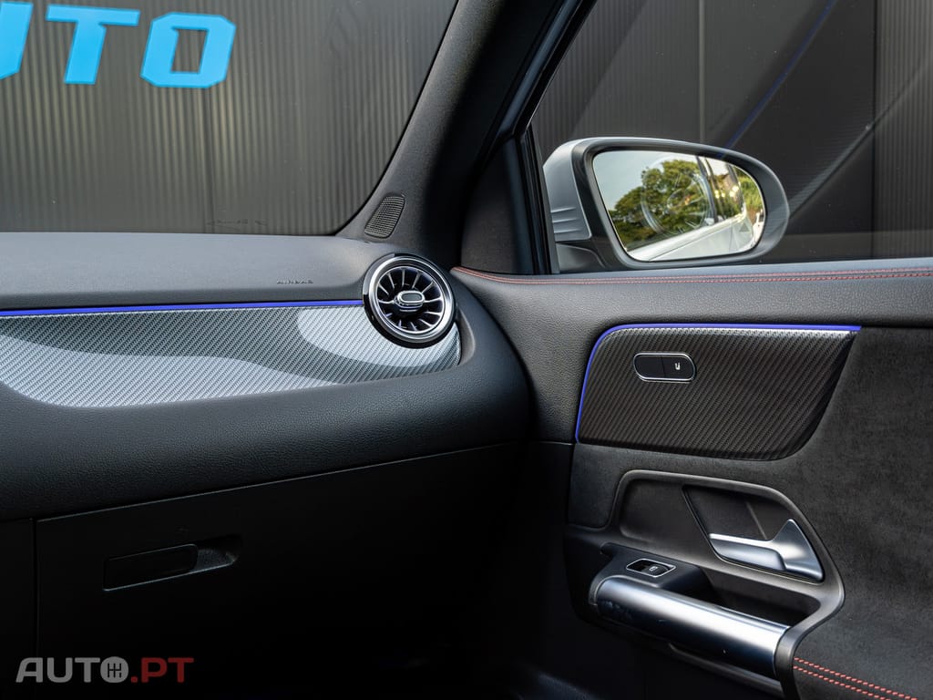 Mercedes-Benz GLA 250 e AMG Line