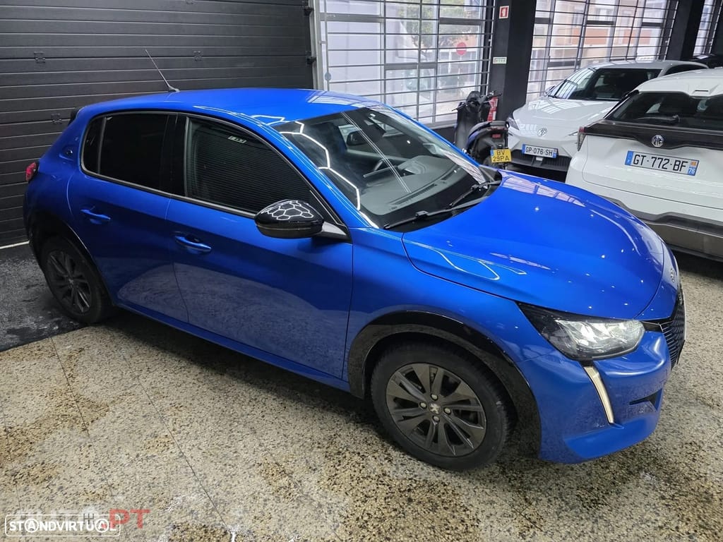 Peugeot E-208 50 kWh Allure Pack