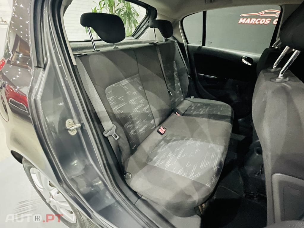 Opel Corsa 1.2 Connect