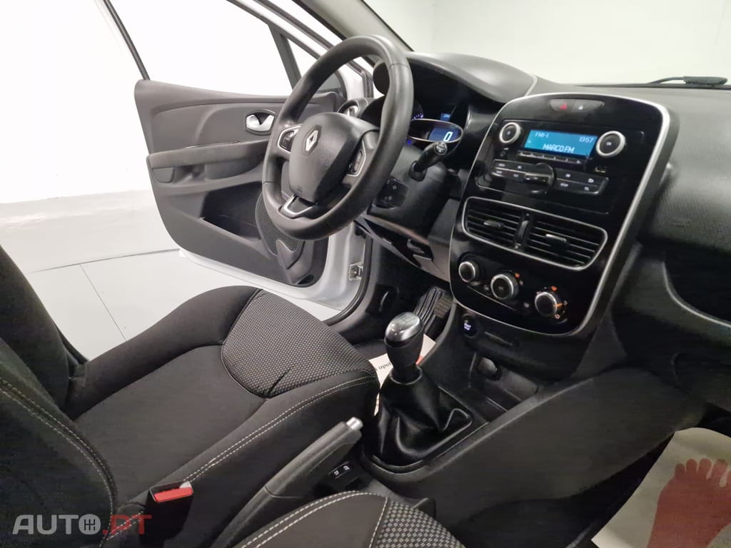 Renault Clio SOCIETE 1.5 DCI ZEN IVA DEDUTÍVEL