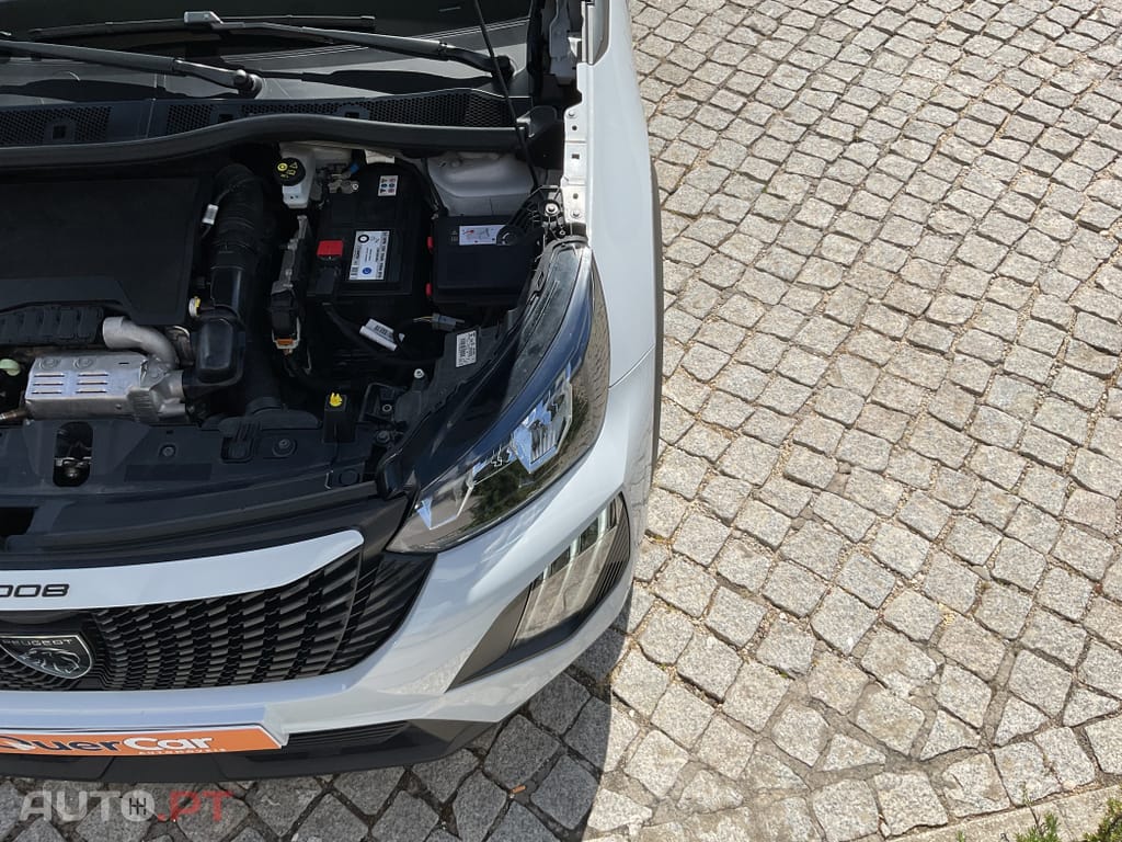 Peugeot 2008 1.2 PureTech Active Pack