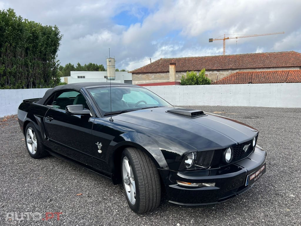 Ford Mustang CABRIO