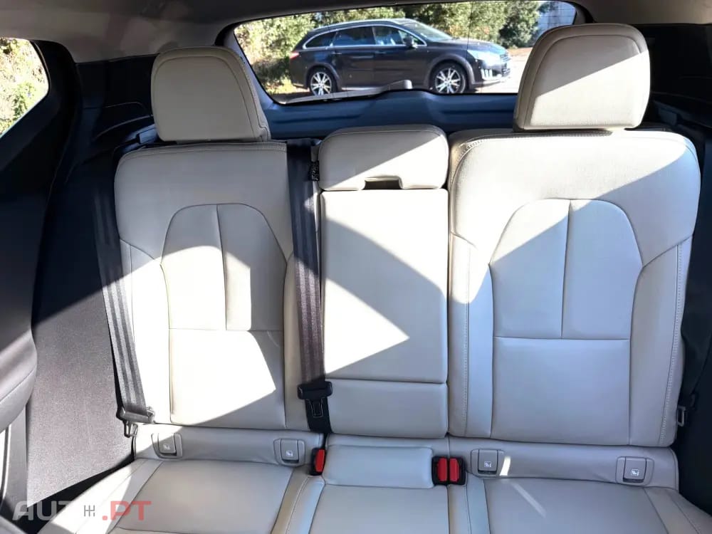 Volvo XC40 1.5 T5 PHEV Inscription Expression