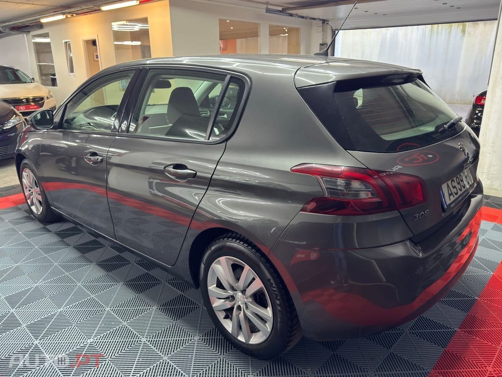Peugeot 308 1.5 BlueHDi Allure EAT8